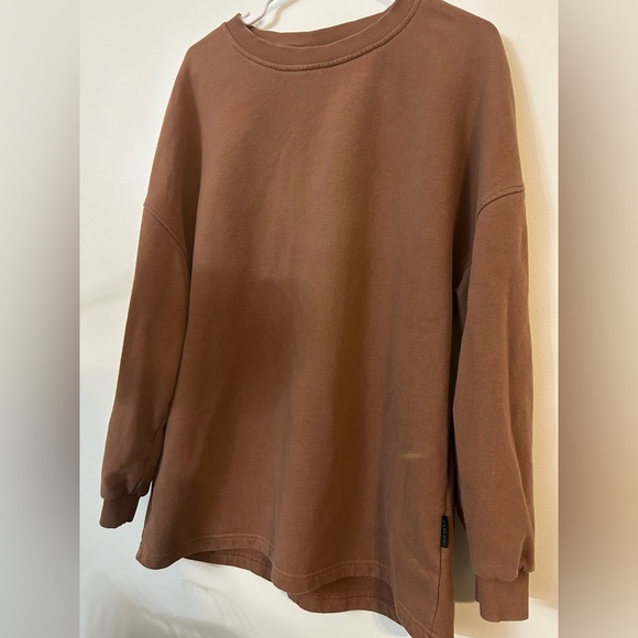 Varley Tops - Varley Rowan Sweatshirt Brown Peached Sweat Oversized Pullover